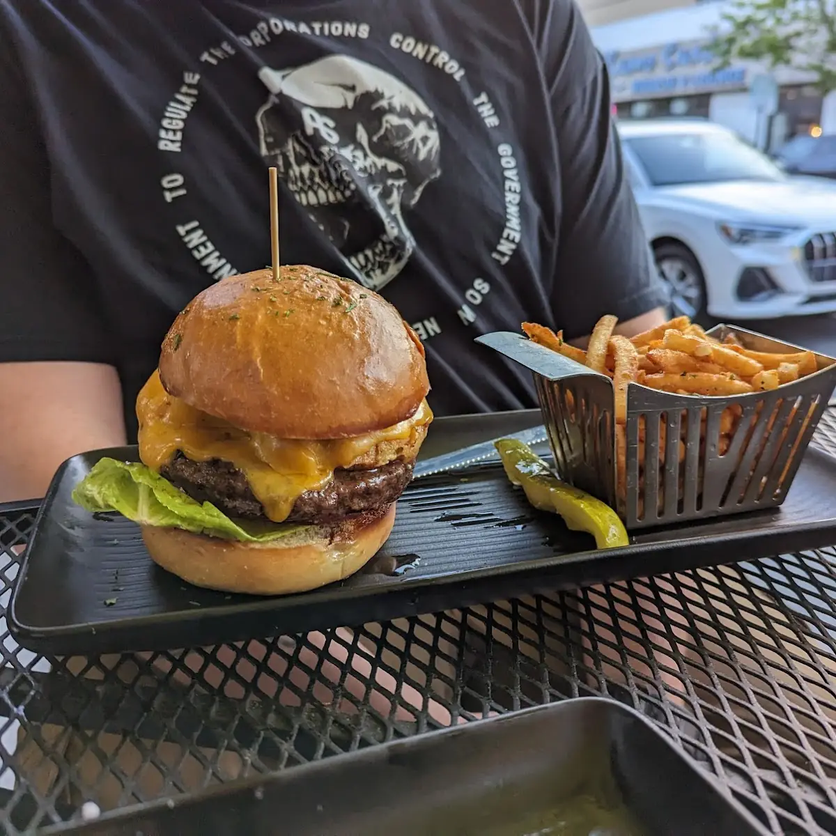 Mac & Cheese Burger