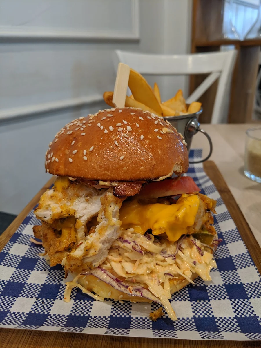 Southern Bella Burger, Now & Then Cafe kew