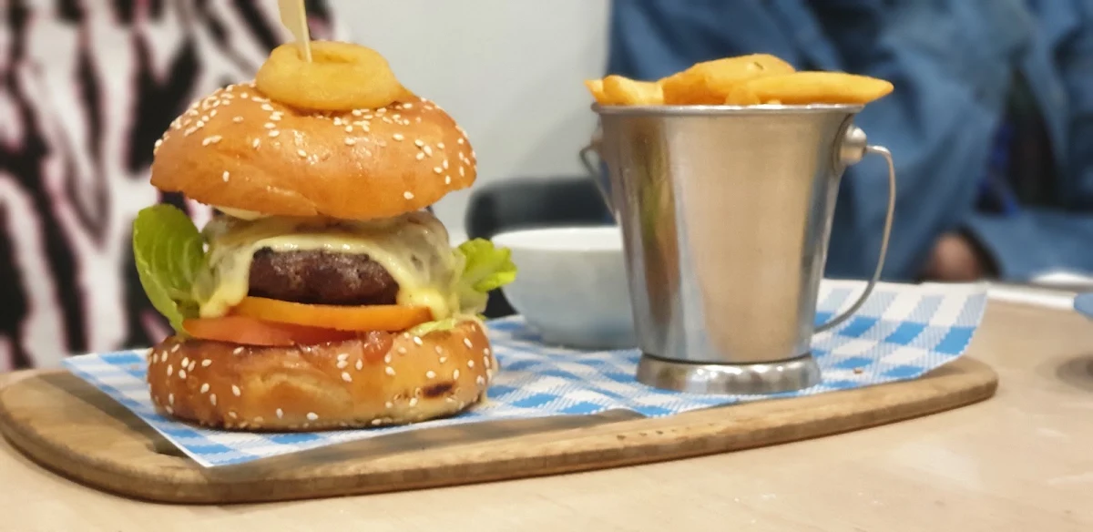 Veggie Burger, Now & Then Cafe kew