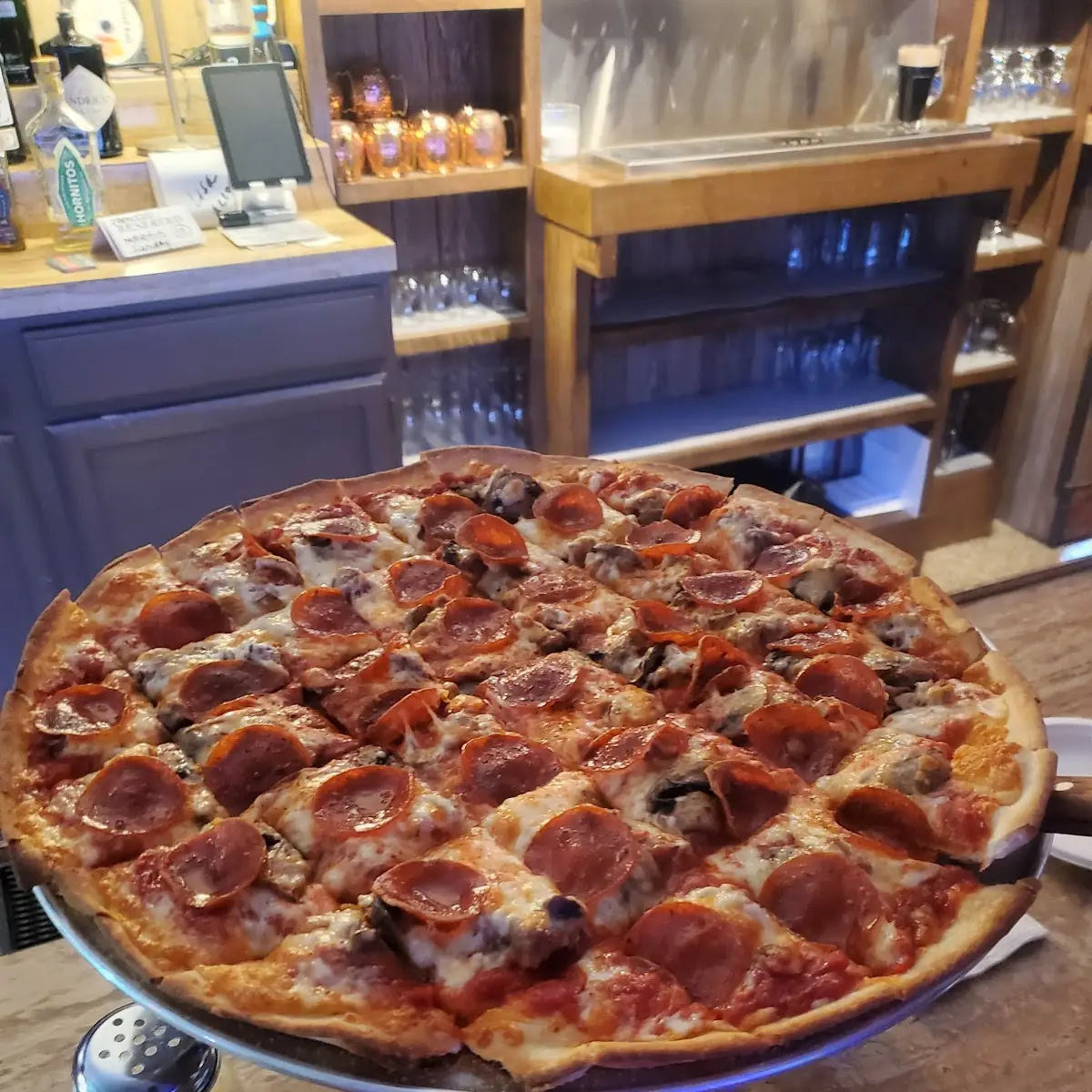 Bambino's Cheese Pizza (14")