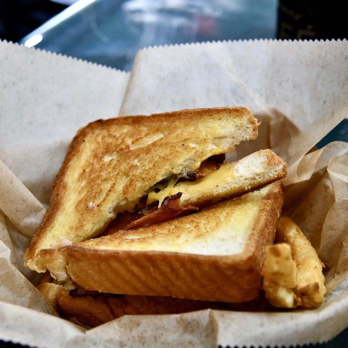 Grilled Cheese Sandwich with Chips