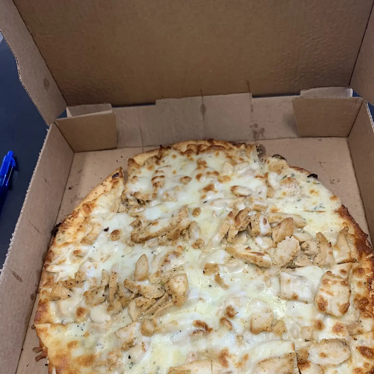 Chicken Alfredo Pizza