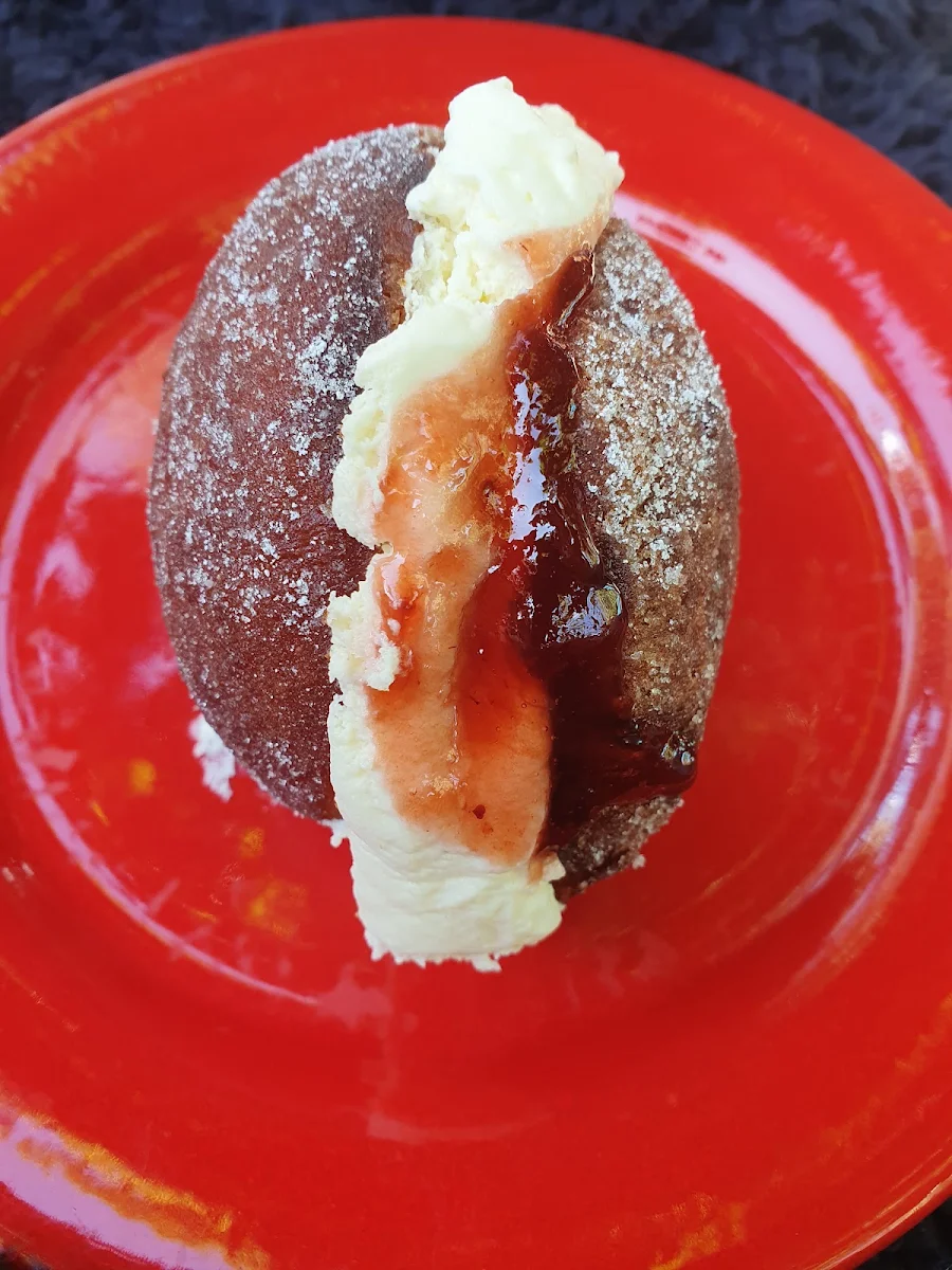 Filled Plain Donut, 3.8 Baysie