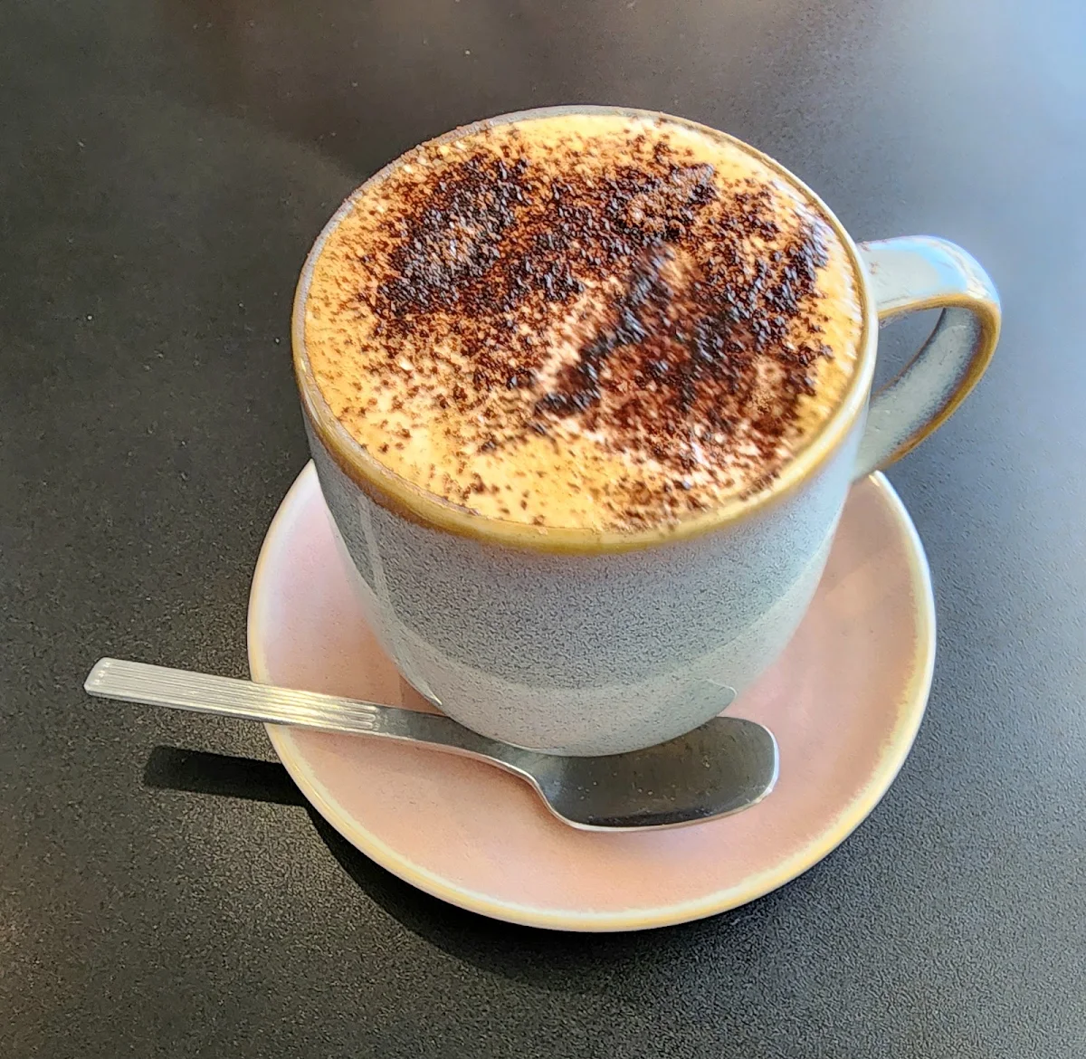 Hot Cappuccino, 3.8 Baysie