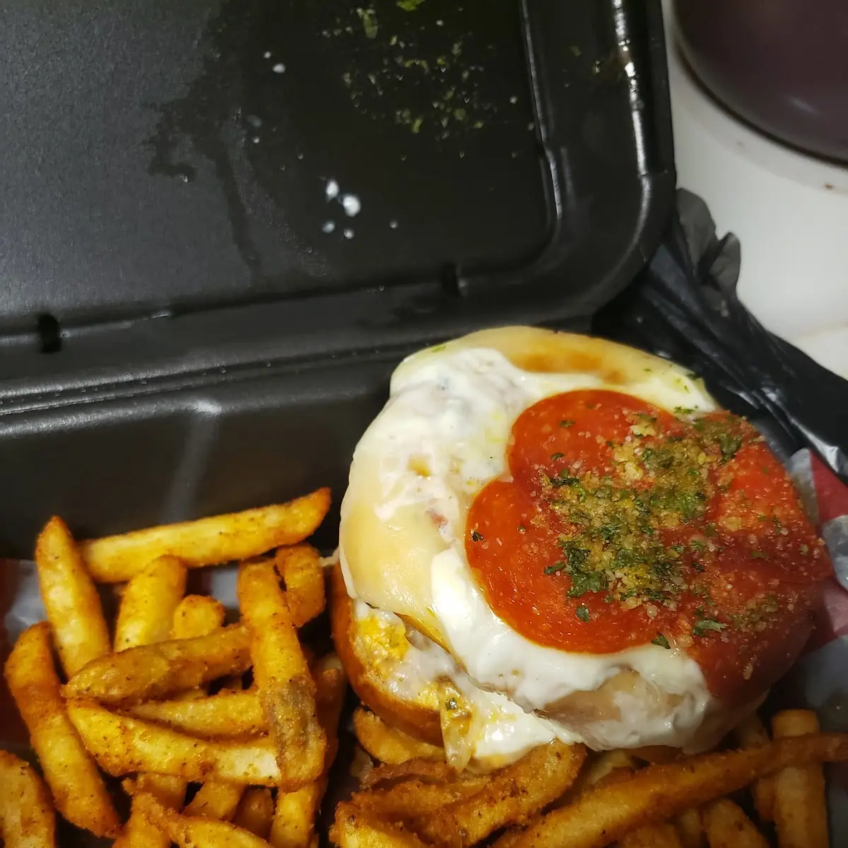 716 Burger