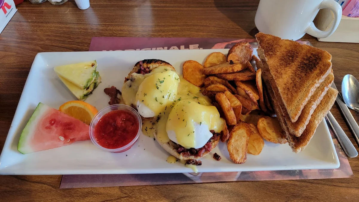 Egg Benedictine with Smoked Meat, Restaurant Normandin Donnacona