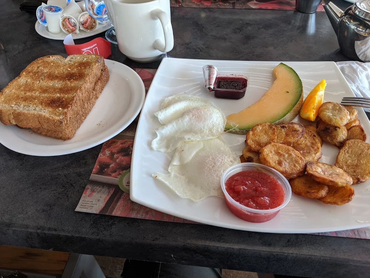 Petites Patates, Restaurant Normandin Donnacona