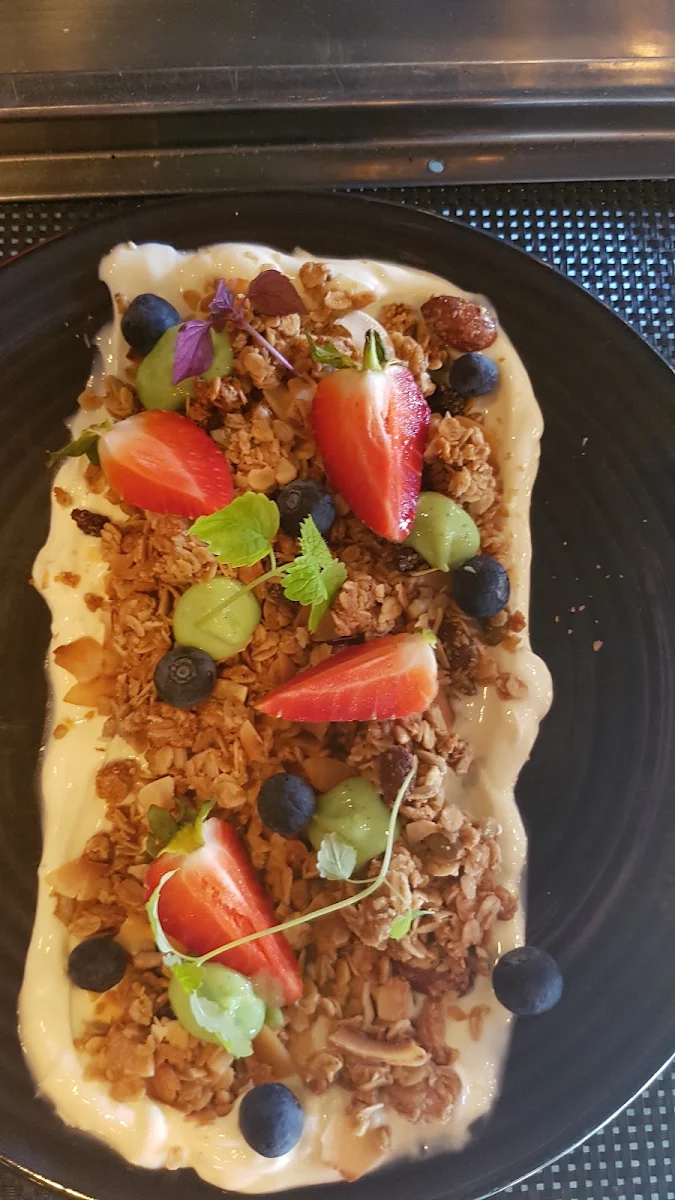 Musli Bowl, Meeting Morgan Café