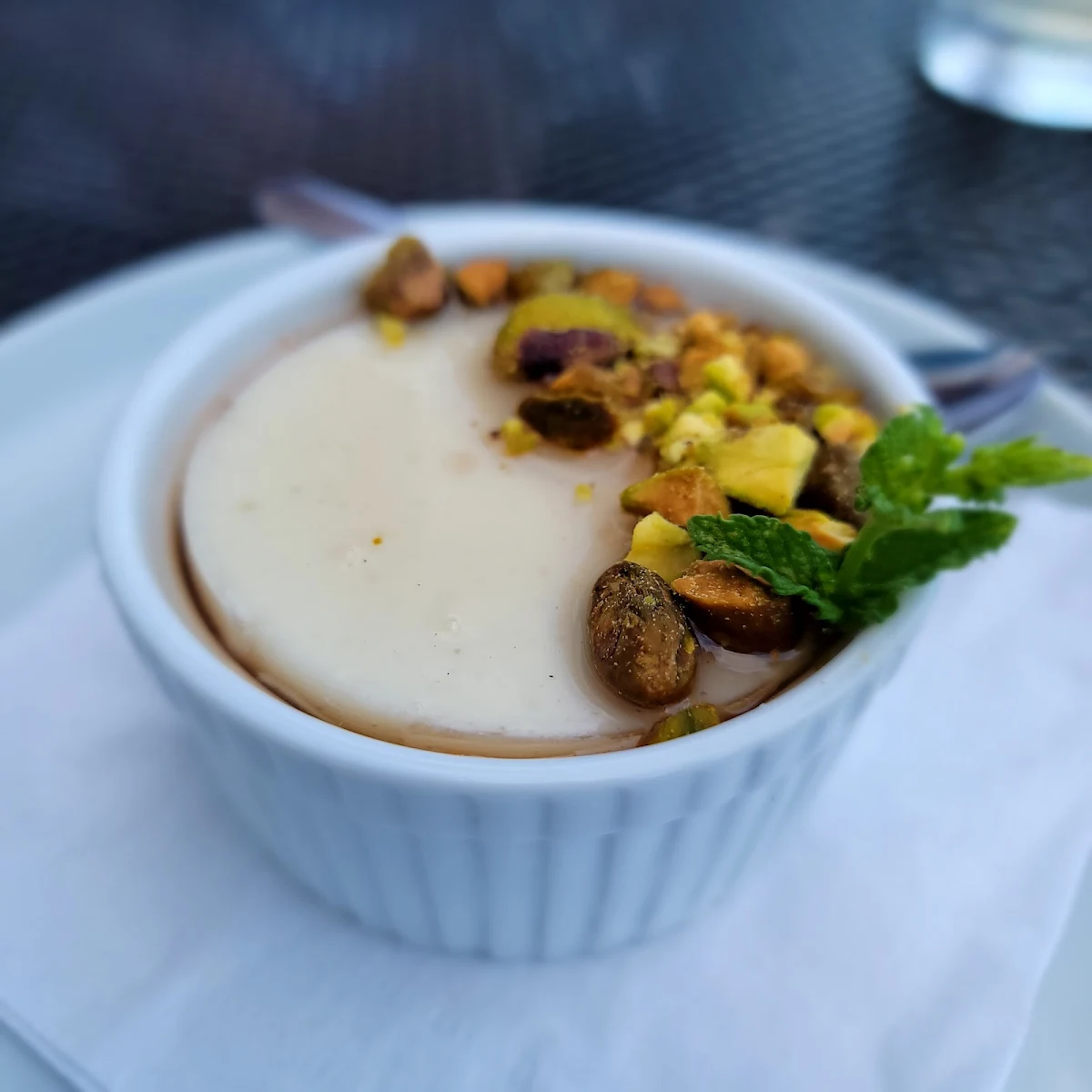 Mulhalebieh, The Pink House Bistro