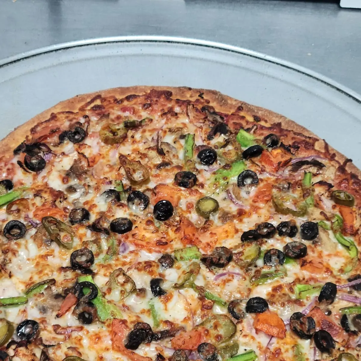 Boli's Supreme Pizza