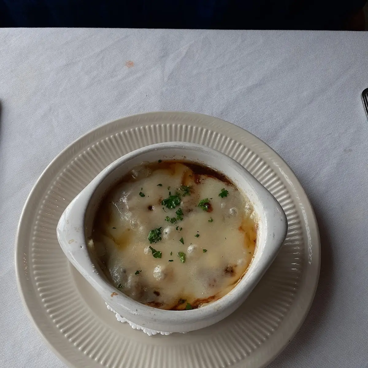 Three Onion Soup Au Gratine