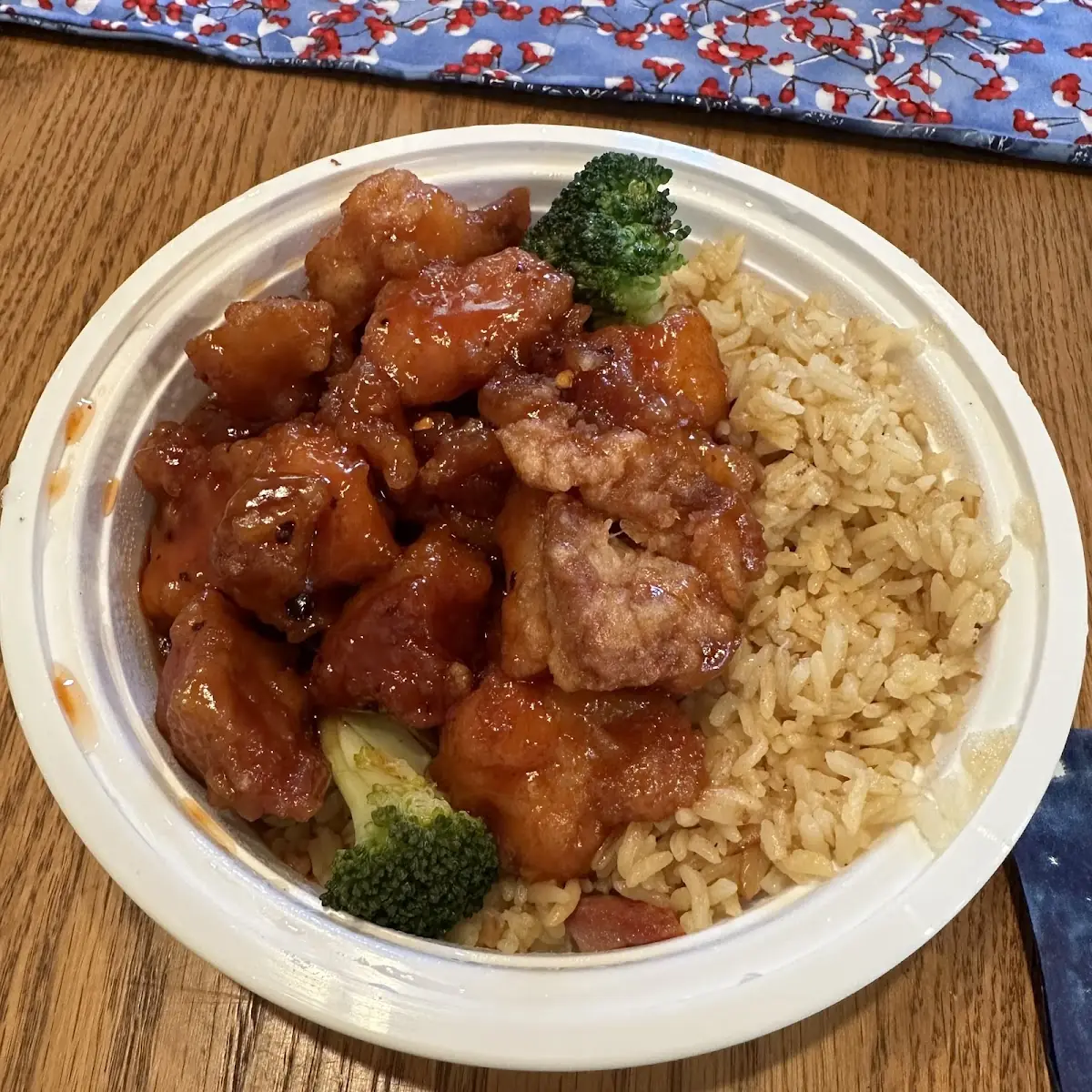 Gen TSO Chicken Lunch