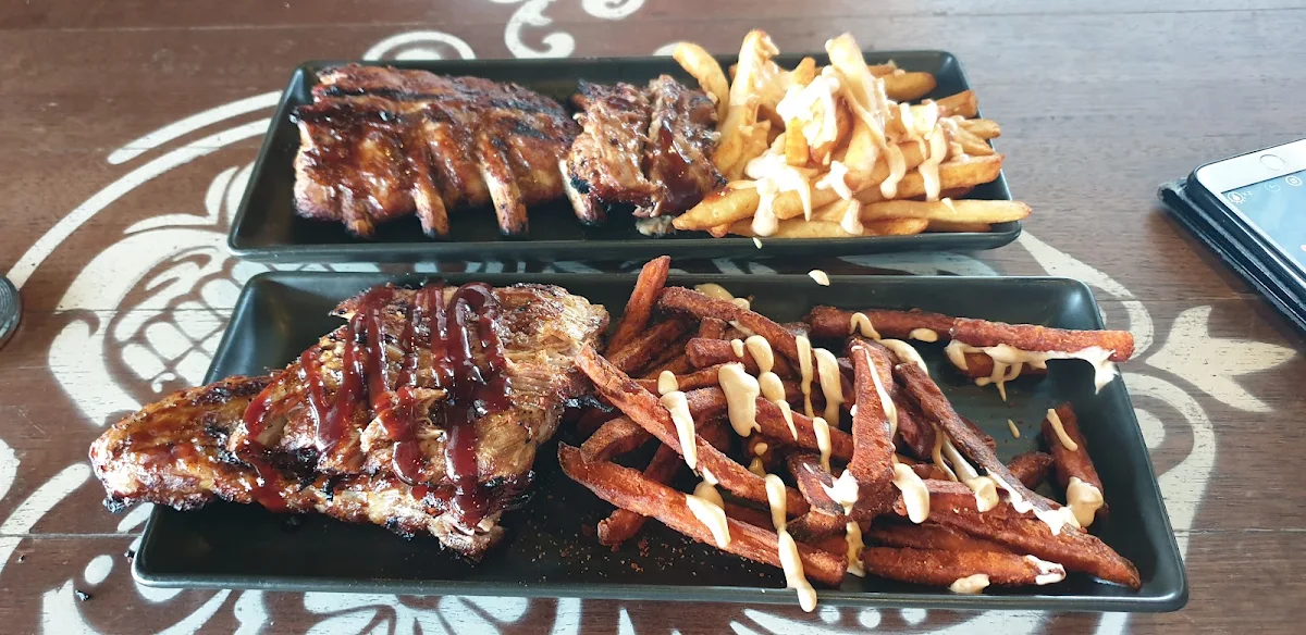 Beef Ribs and Fries 5196 KJ, Burrito Bar Loganholme