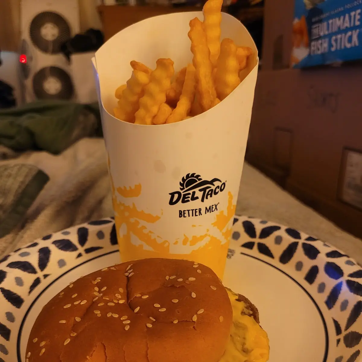 Double Del Cheeseburger Meal