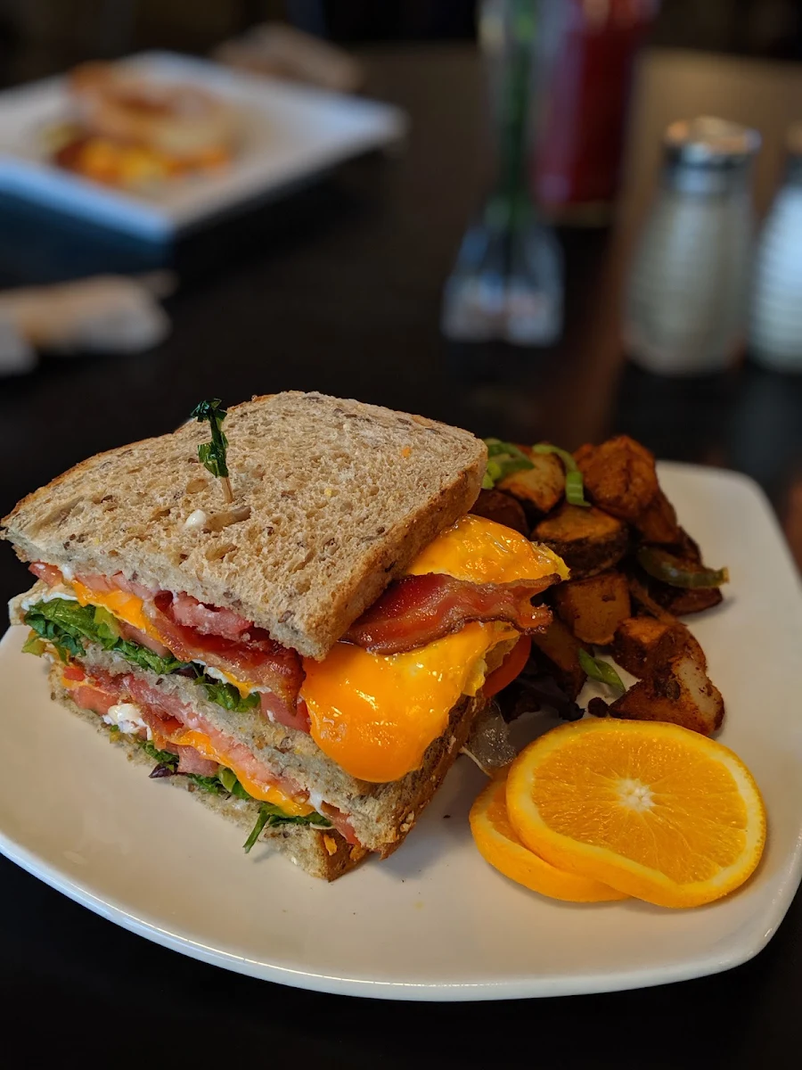 Breakfast Sammy, Alice's Village Cafe