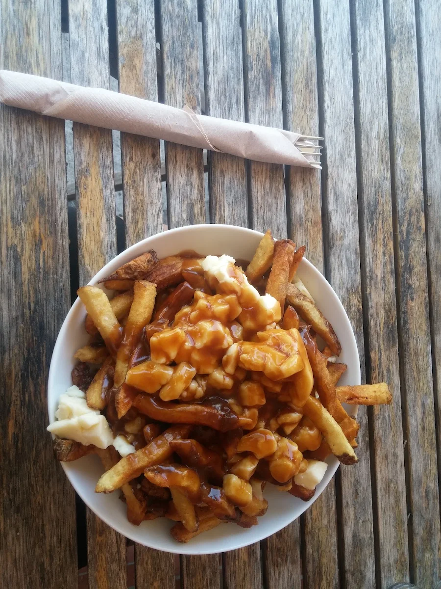 Classic Poutine, Alice's Village Cafe