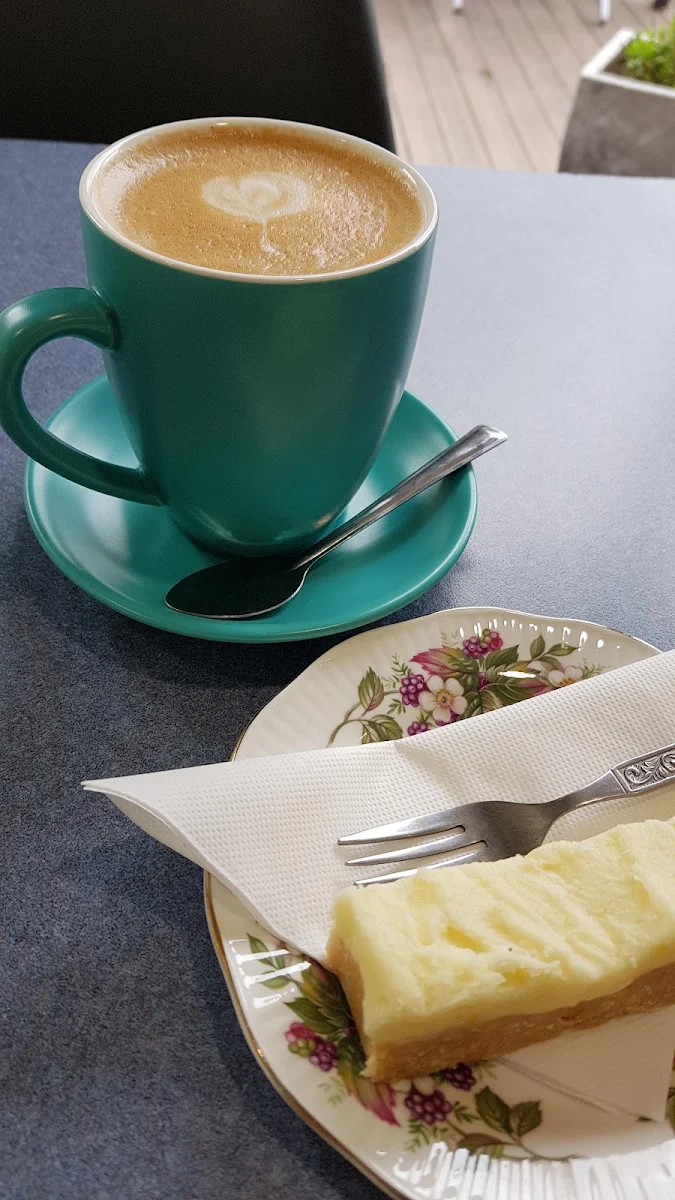 Soy Flat White and Lemon Slice, Velvet