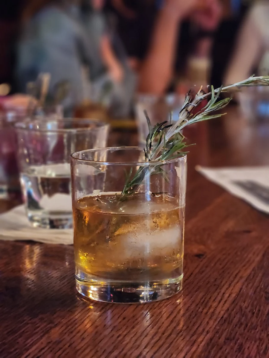 Smoked Old Fashioned, The Whiskey Barn - Honky Tonk and Smoke BBQ