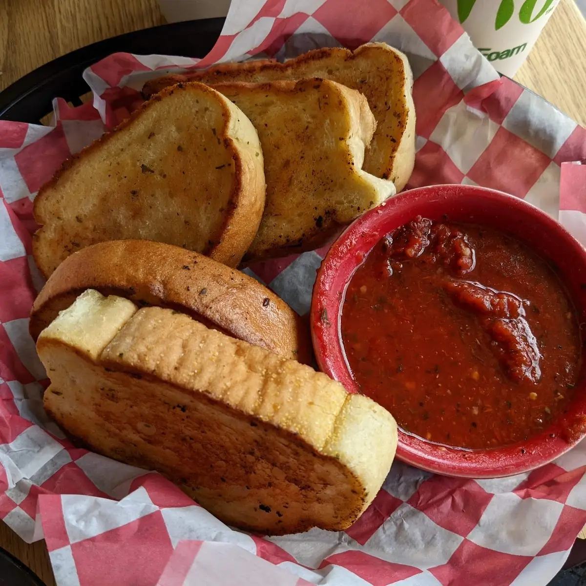Garlic Bread with Marinara Sauce