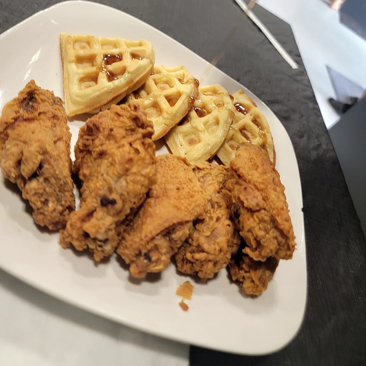 Magnolia Waffle & Wings