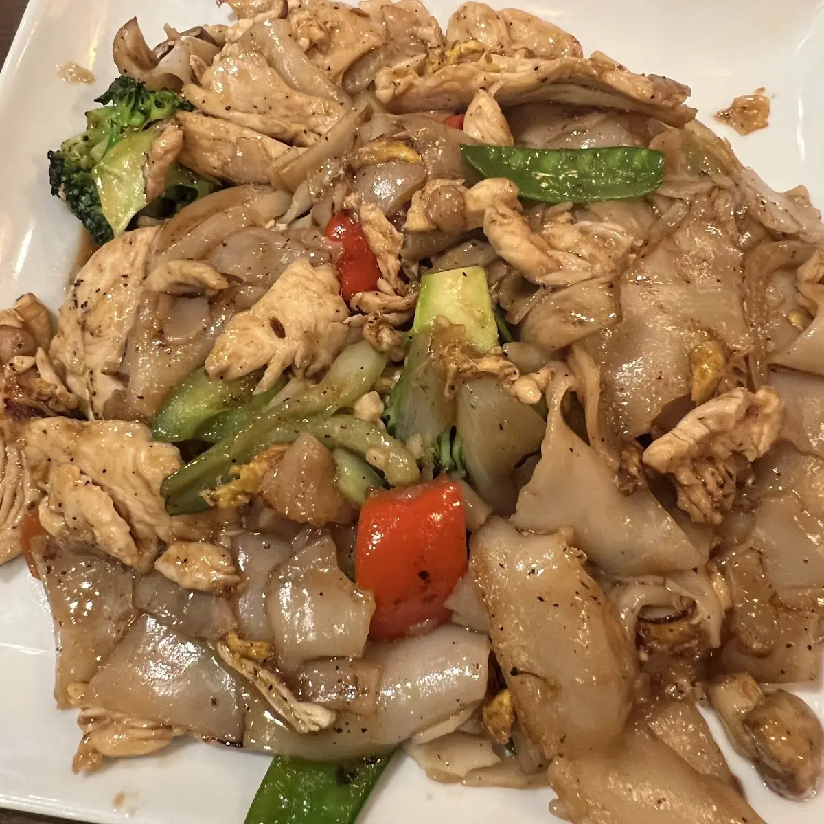 Beef and Shrimp Pad See EW