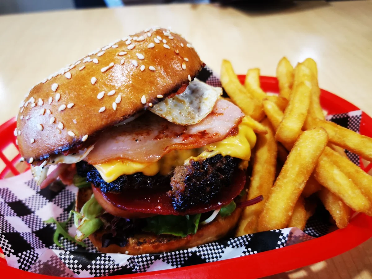 Highlights, The Burgerhouse