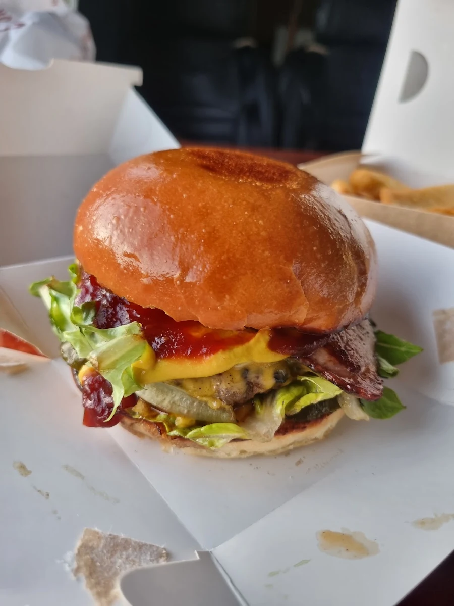 Highlights, The Burgerhouse