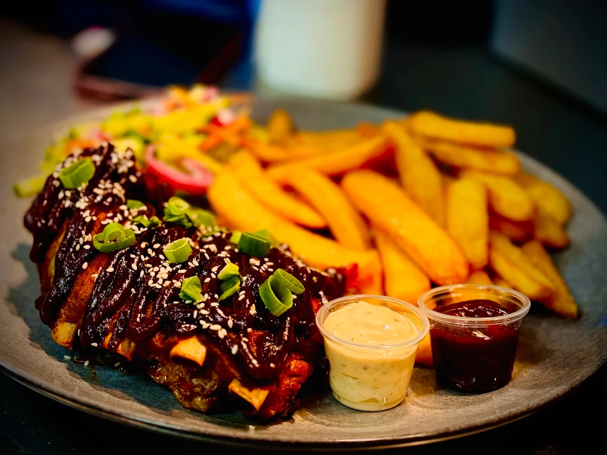 Highlights, The Burgerhouse