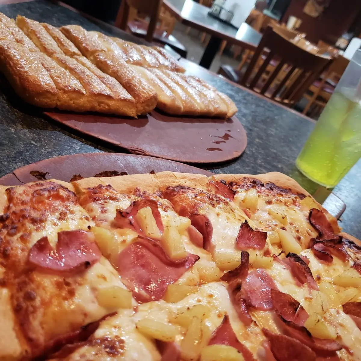 Hawaiian Pizza