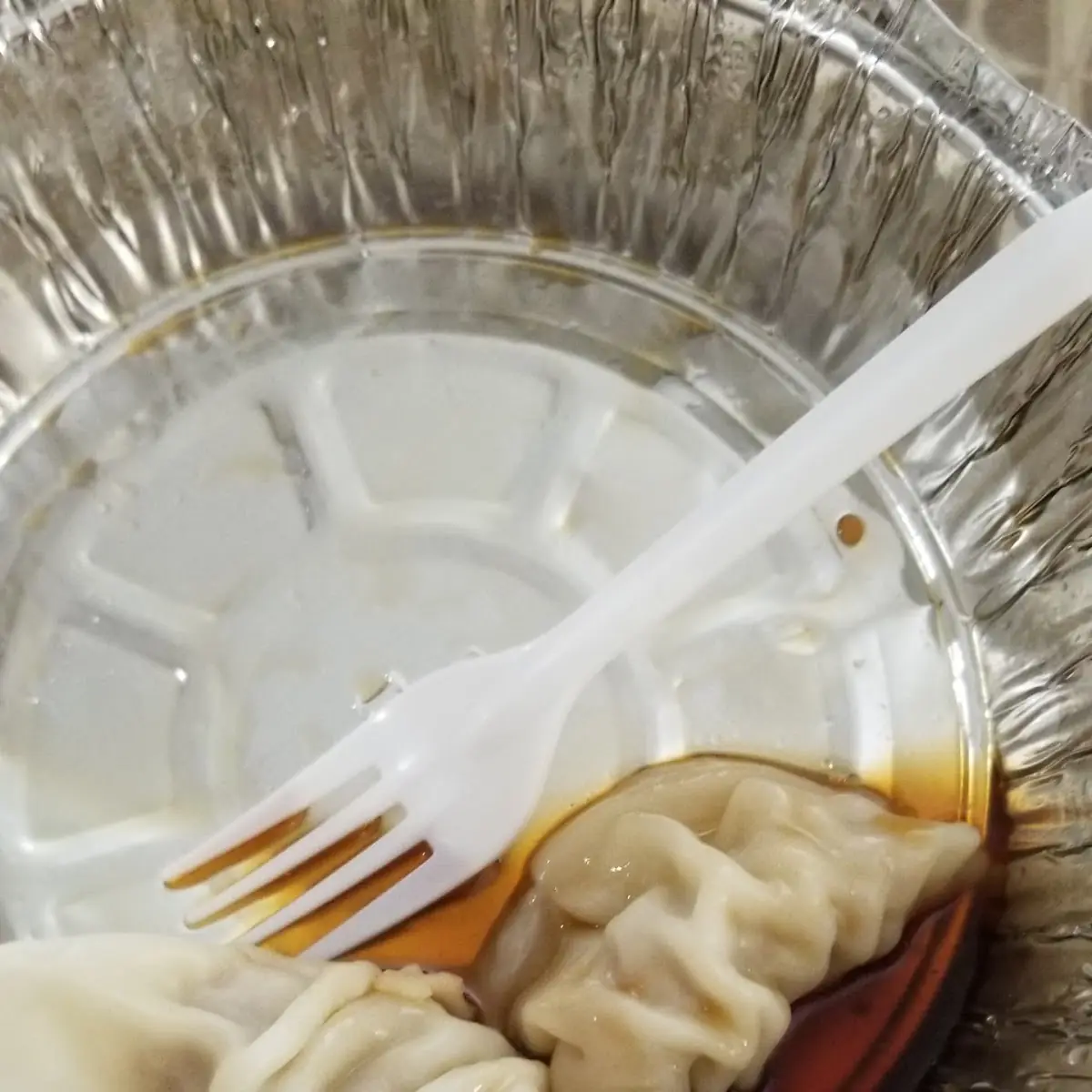 Wonton Soup qt