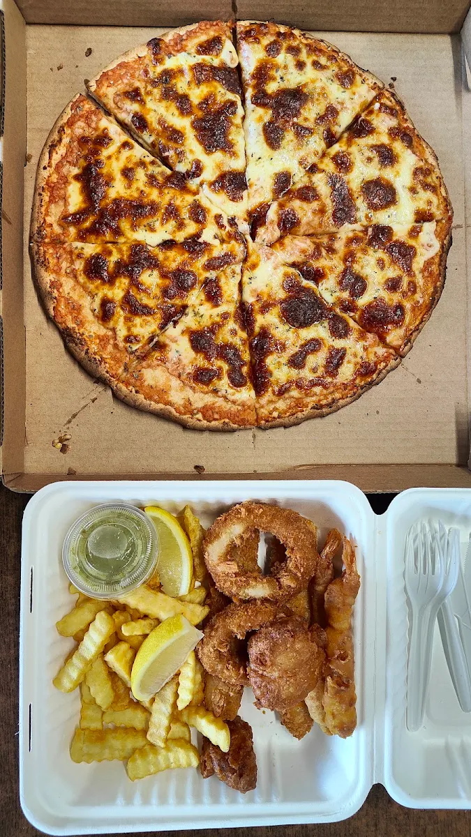 Cheese Pizza, Molly's Takeaway Cafe