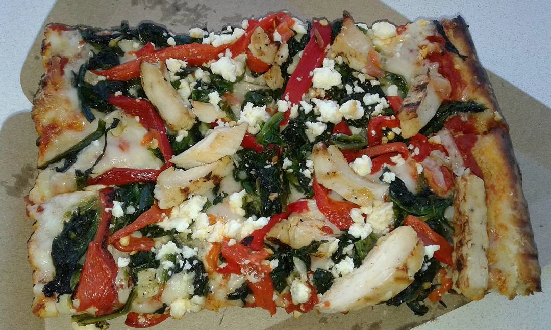 Pizza Pollo Pizza, Pizza Nova