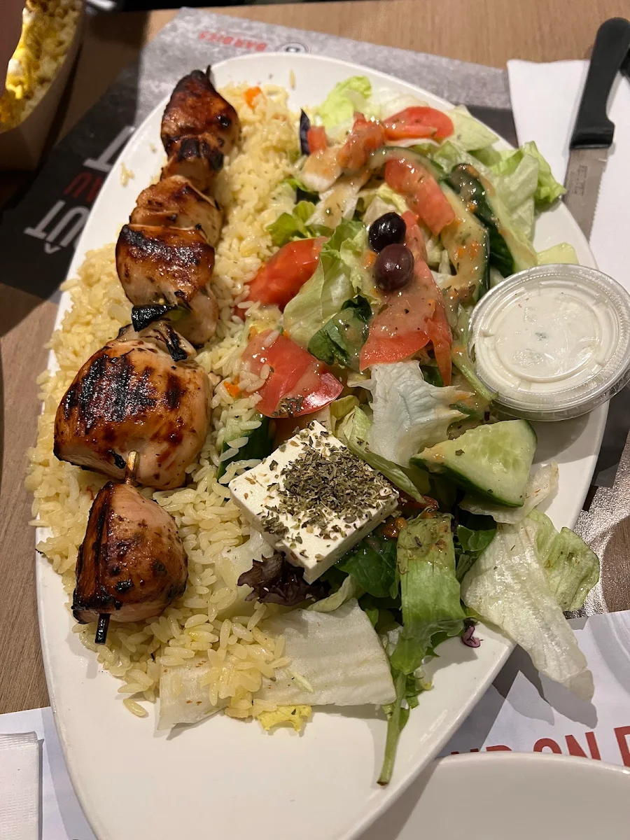 Souvlakis de Poulet de Grain 2 Chicken Souvlaki Skewers