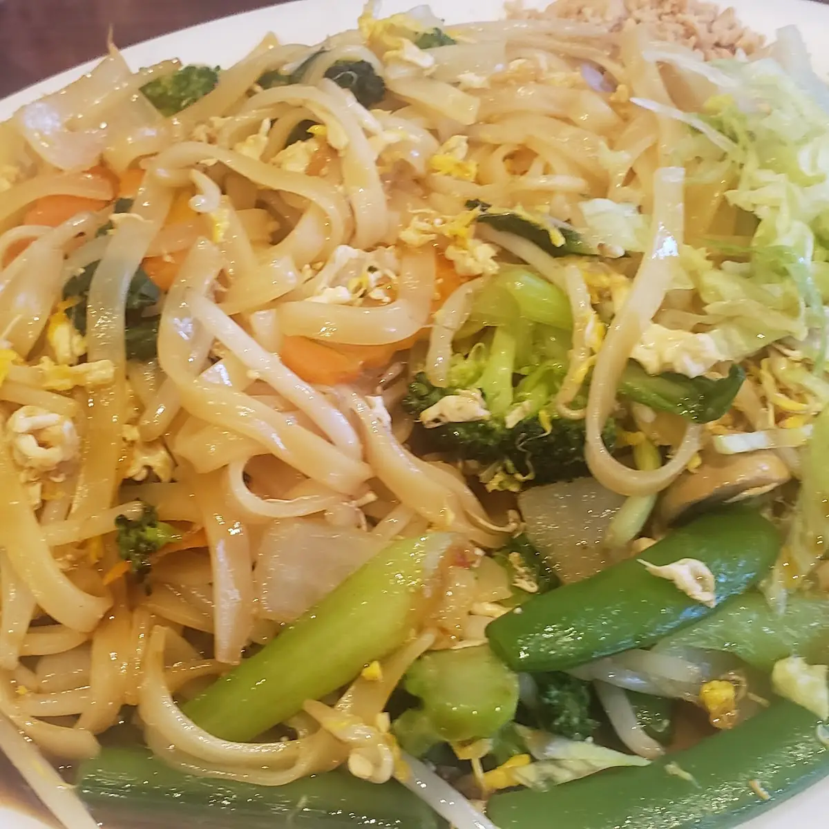 Pad Thai Vegetable Lo Mein