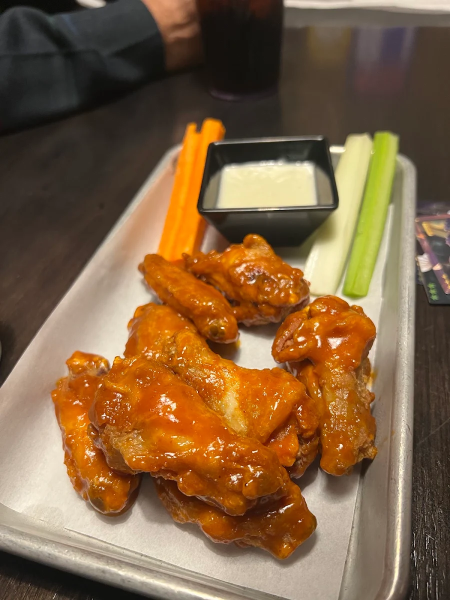 Buffalo Wings, Dave & Buster's Oakville