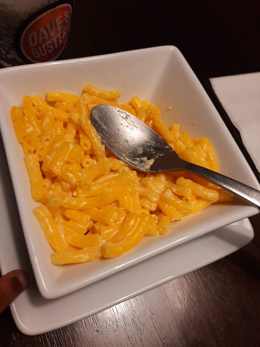 Mac and Cheese, Dave & Buster's Oakville
