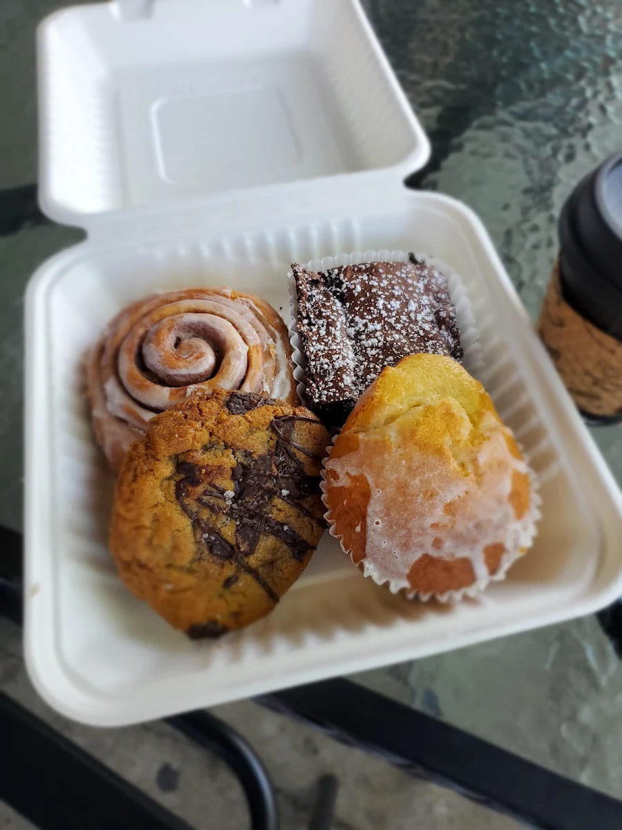 Cinnamon Roll Brownie Muffin Cookie
