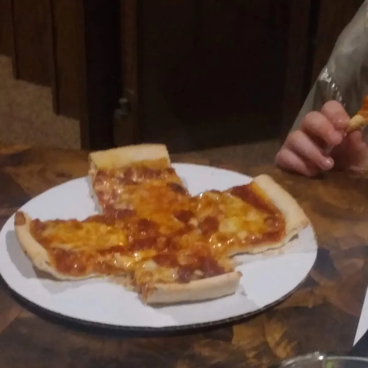 7 in Cheese Pizza