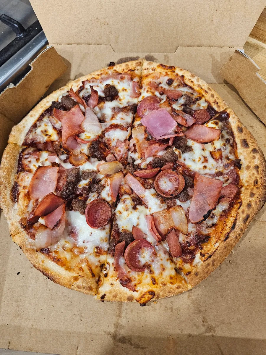 Dominos Pepperoni Pizza, Domino's Pizza Altona