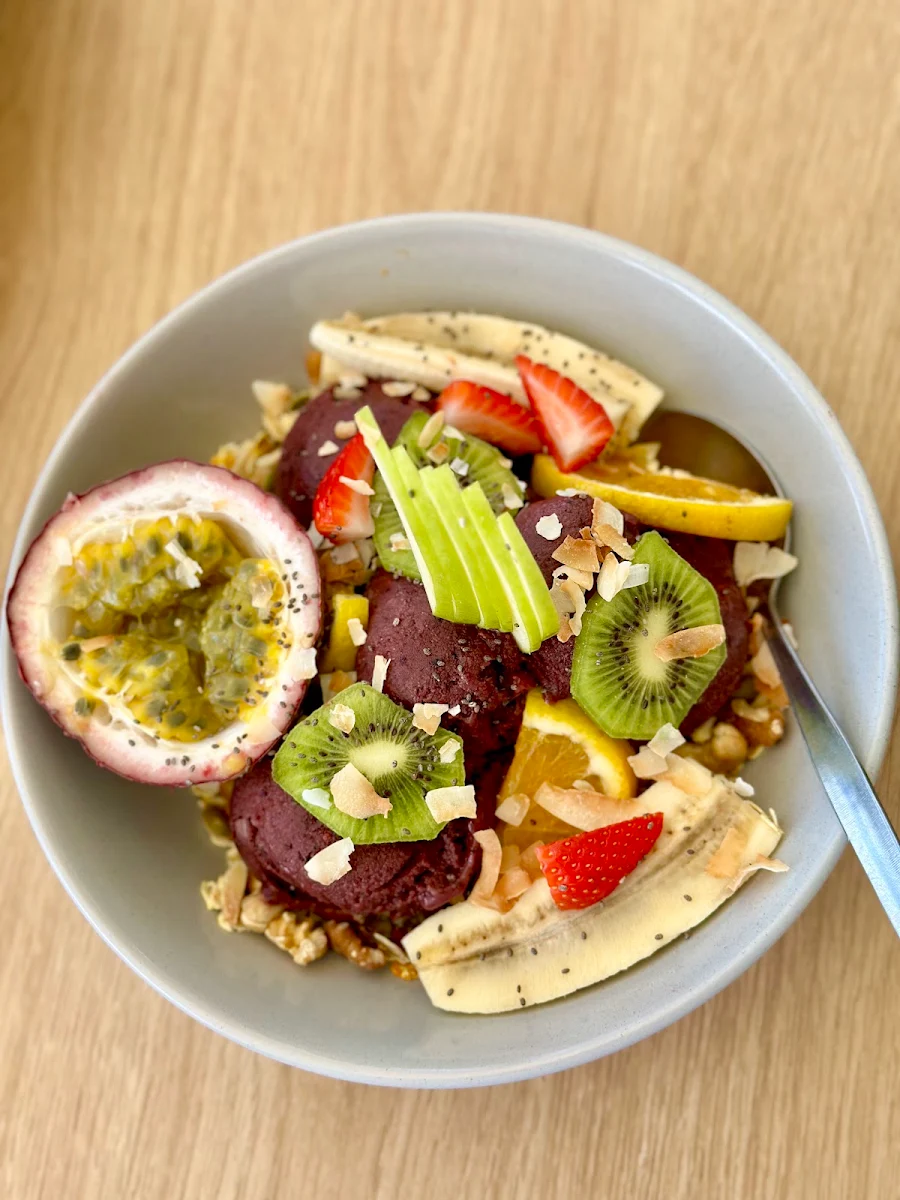 Acai Bowl, Woodfired Mediterranean Grill & Cafe