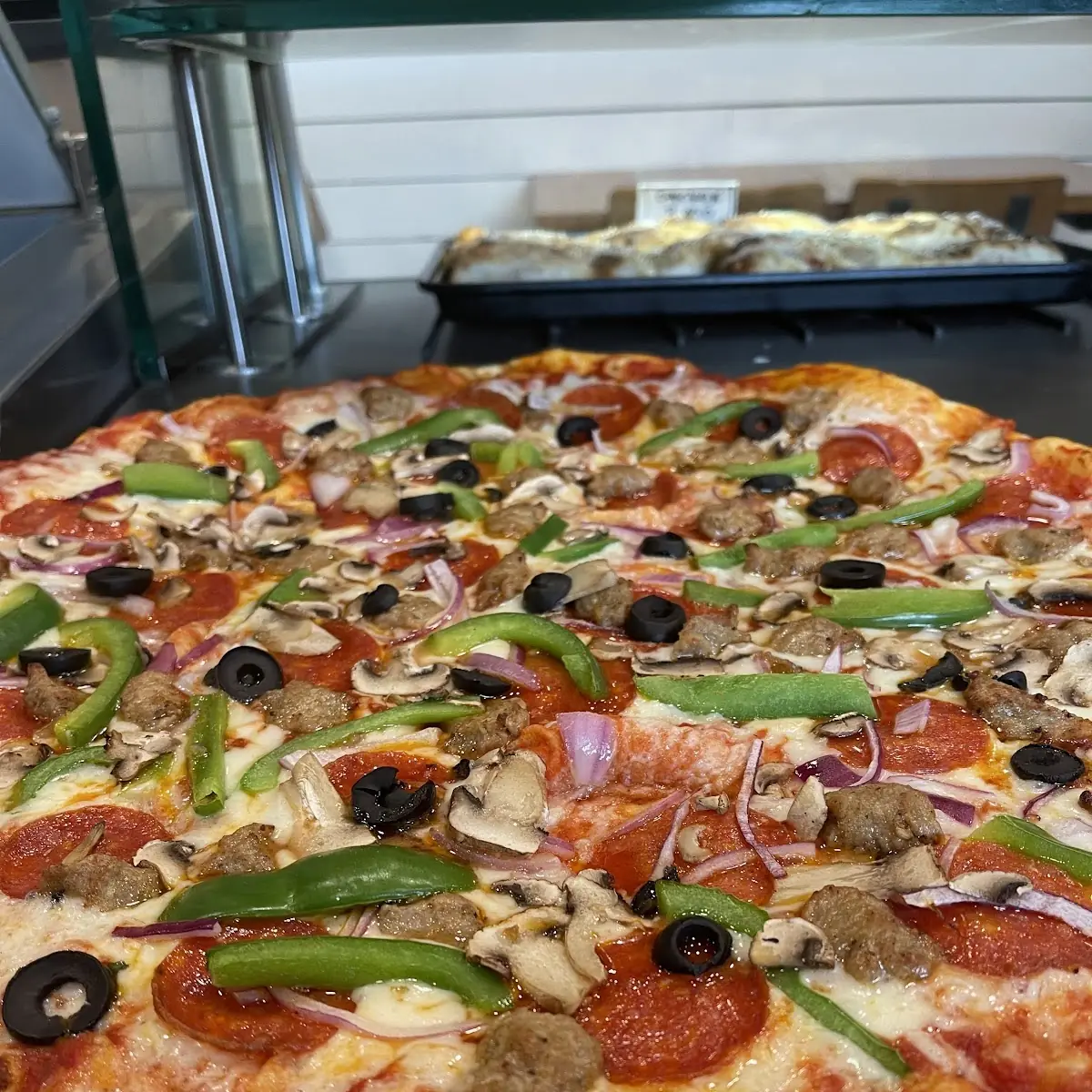 The Manhattan Veggie Pizza