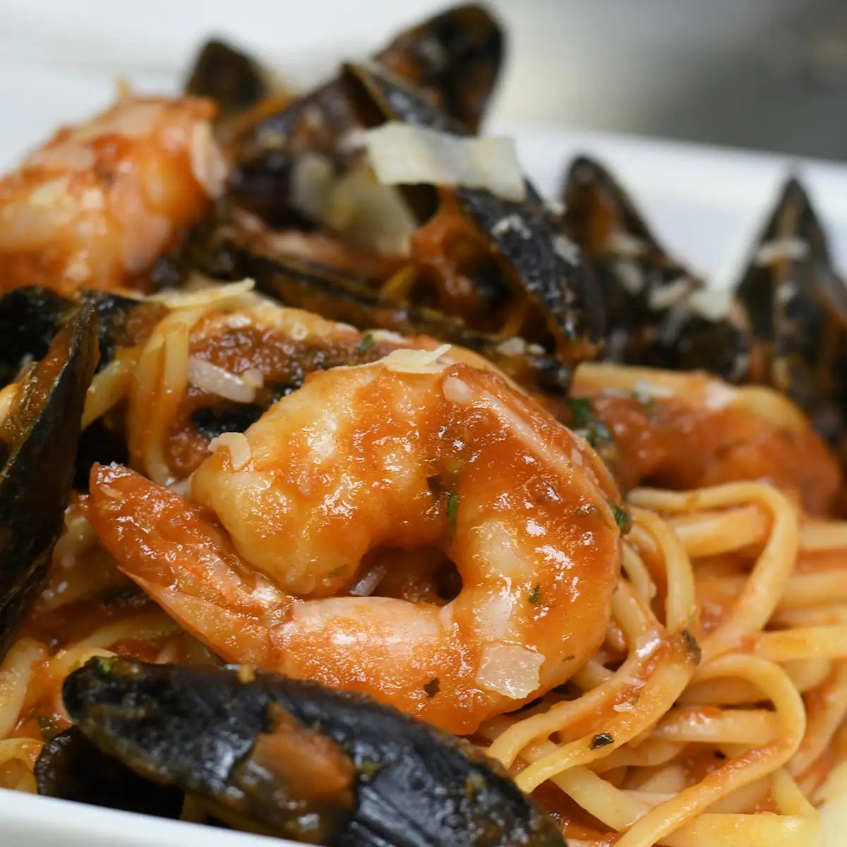 Seafood Linguini Di Mare
