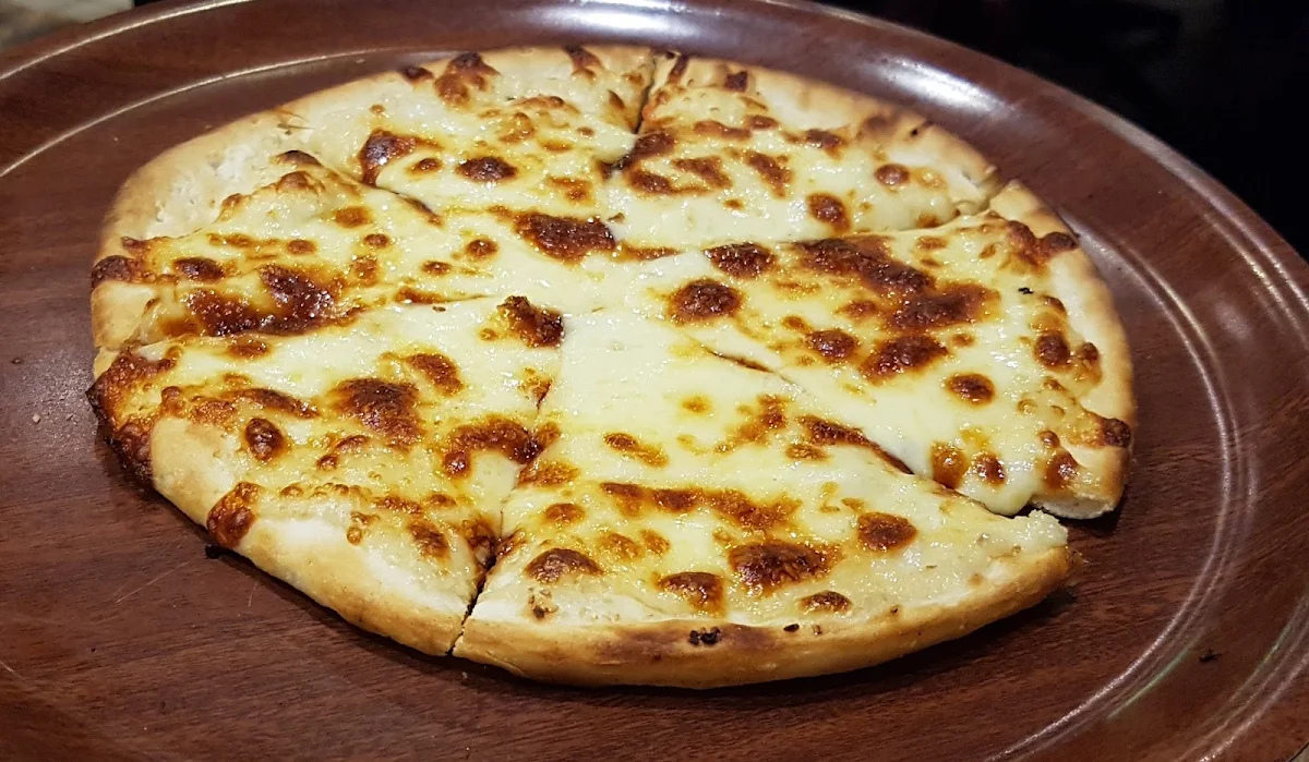 Garlic Pizza, Charing Cross Pizza