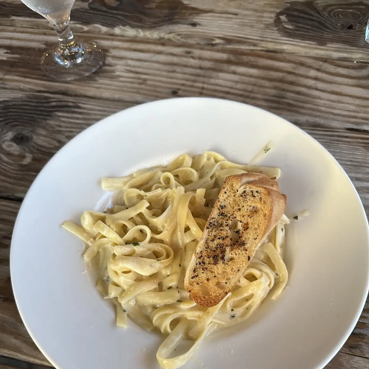 Fettuccine Alfredo