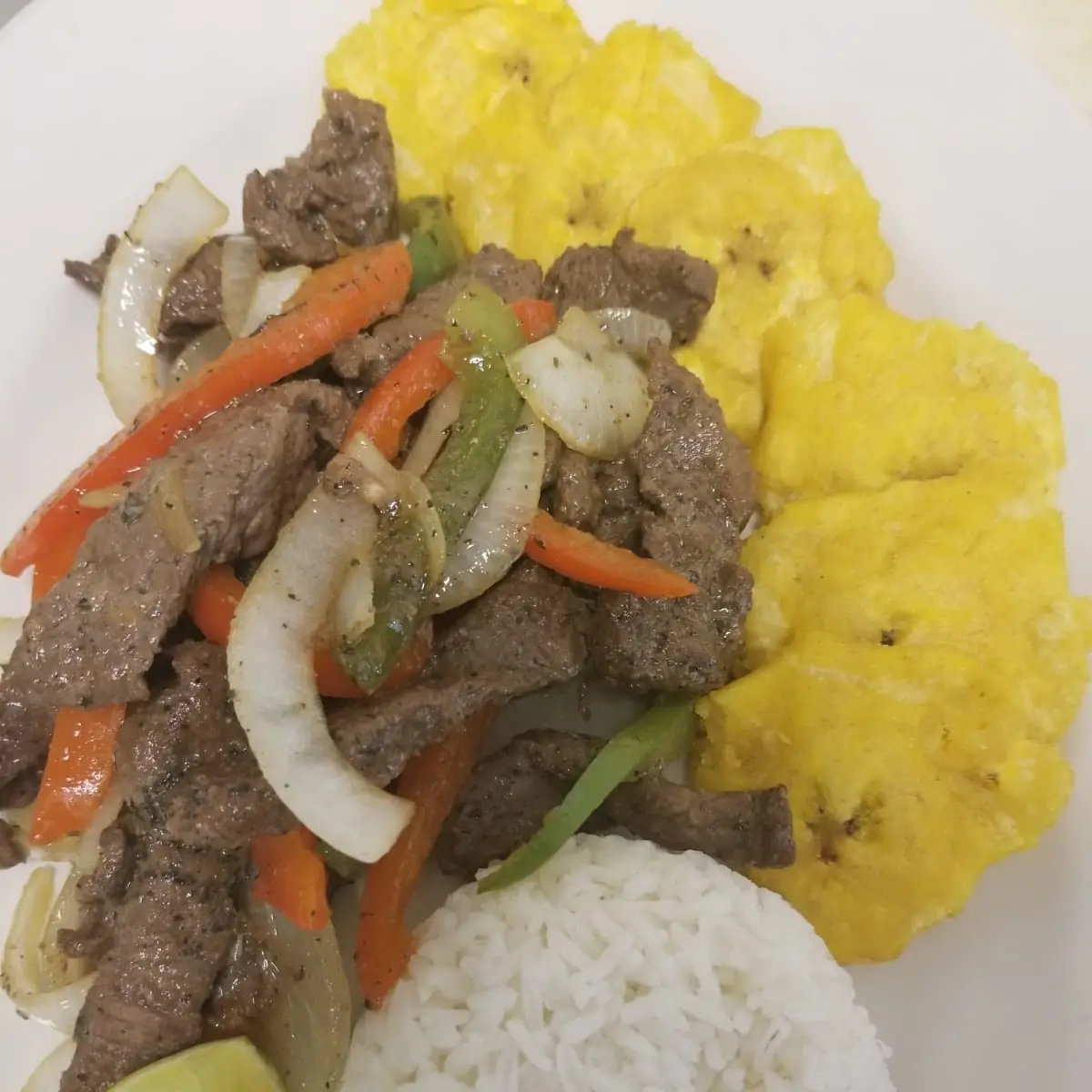Lomo Saltado