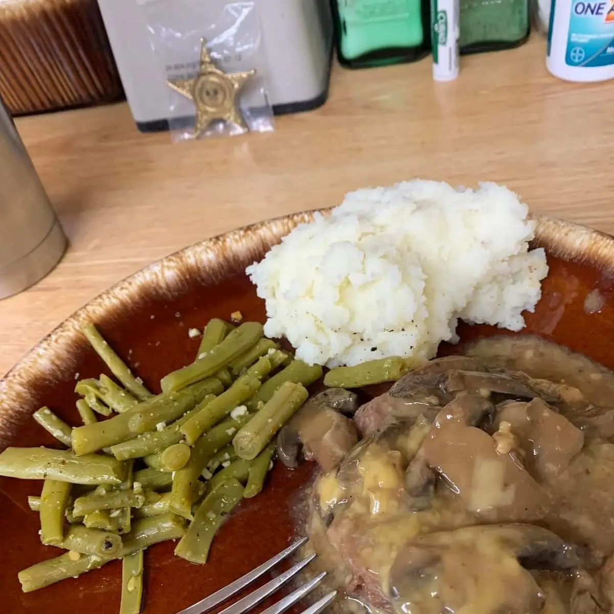 Roast & Mashed Potatoes