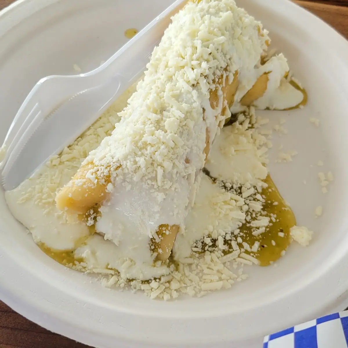 Sweet Corn Tamale Wuth Green Sauce