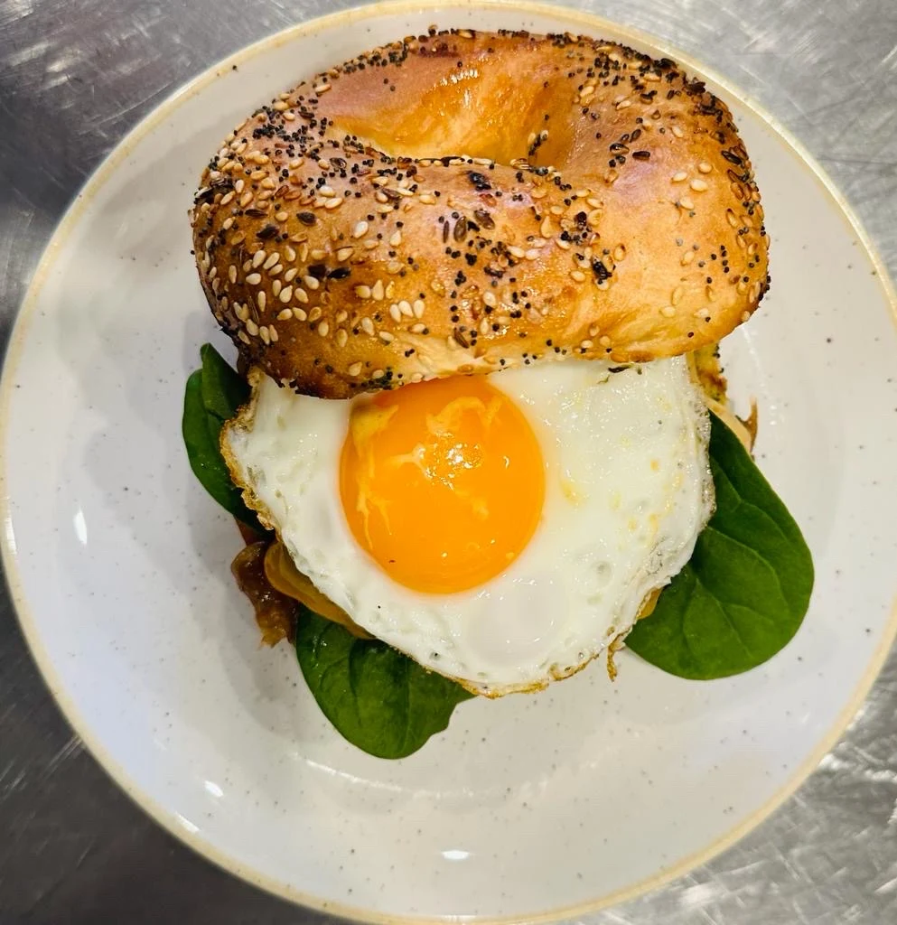 Highlights, Drake and Duck Cafe