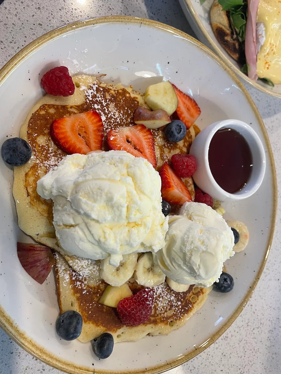 Pancakes, Drake and Duck Cafe
