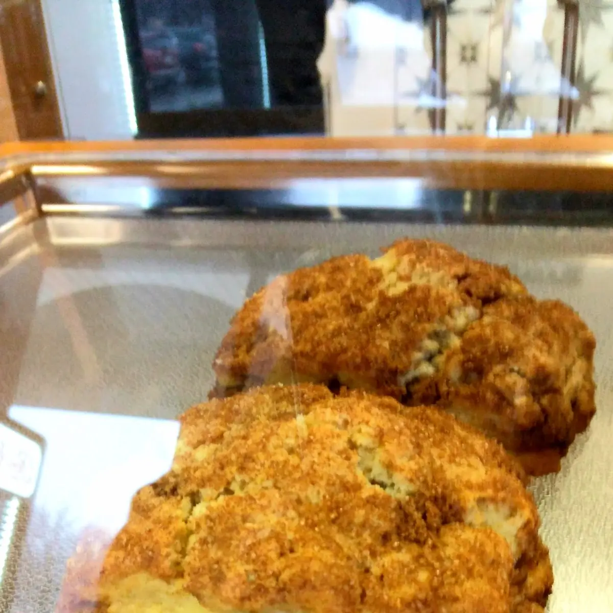 Cinnamon Apple Crumb Muffin